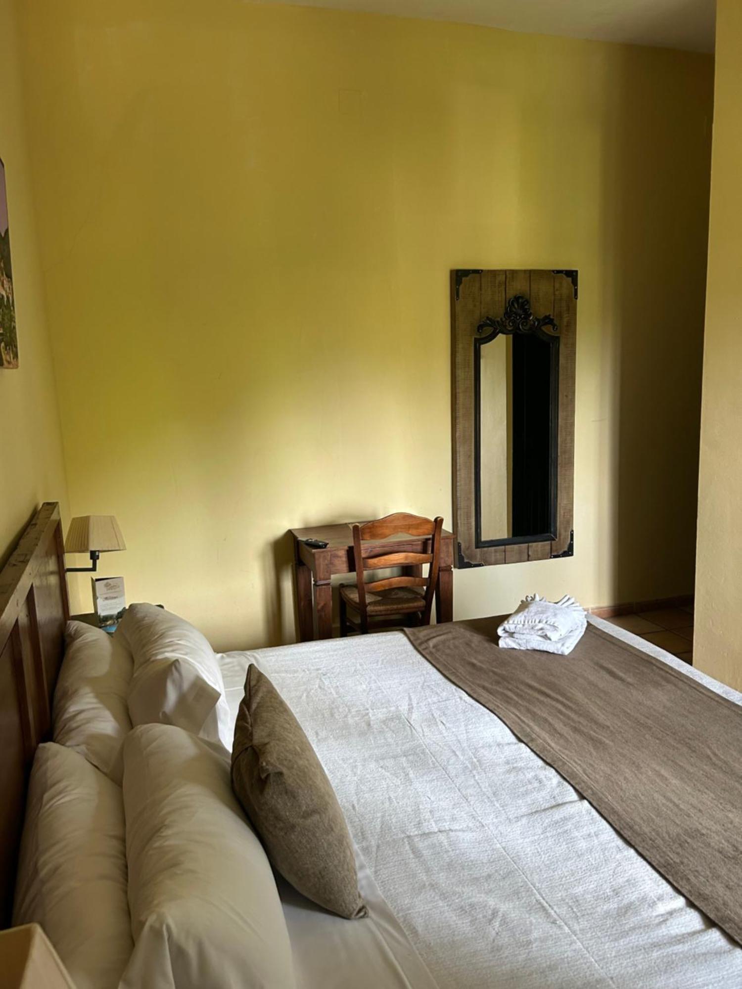 Hotel Rural Castillo De Biar Finca Fanecaes Bagian luar foto